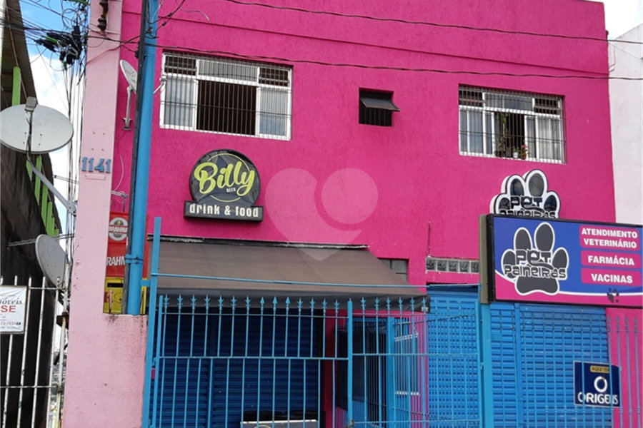 Sobrado à venda com 20 quartos em Jardim Peri, São Paulo, SP