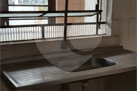 Sobrado à venda com 3 quartos em Várzea da Barra Funda, São Paulo, SP
