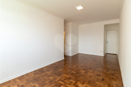 Apartamento à venda com 3 quartos, sendo 1 suíte, em Pinheiros, São Paulo, SP