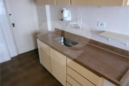 Apartamento à venda com 2 quartos, sendo 1 suíte,  em Vila Mariana, São Paulo, SP