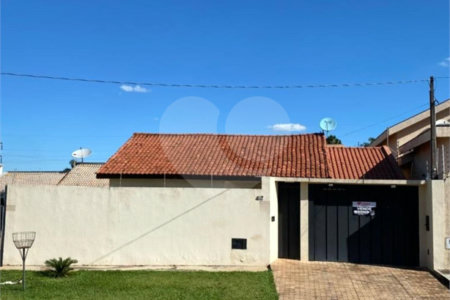 Casa à venda com 2 quartos, sendo 1 suíte, em Vila Renô, Ponta Porã, MS