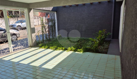 Casa à venda com 3 quartos, sendo 1 suíte,  em Vila Salles, Atibaia, SP