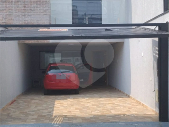 Sobrado à venda com 3 suítes em Dos Casa, São Bernardo do Campo, SP