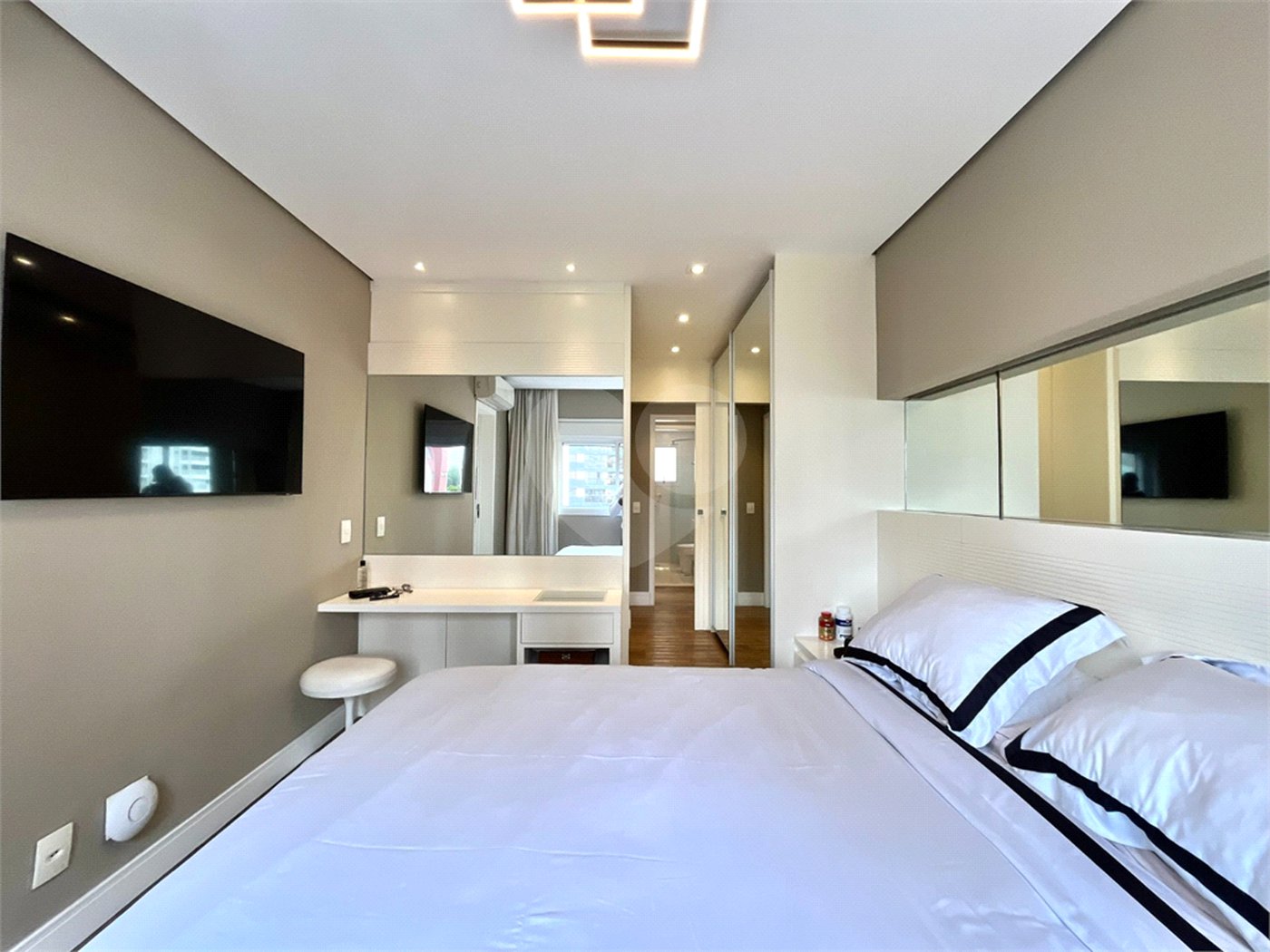 Apartamento à venda com 3 suítes em Vila Mascote, São Paulo, SP