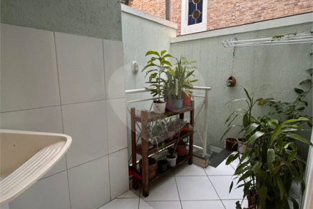 Casa à venda com 3 quartos, sendo 1 suíte, em Jardim Pinheiros, São Paulo, SP