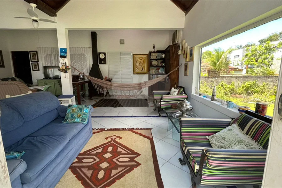 Casa à venda com 3 quartos, sendo 2 suítes,  em Morada da Praia, Bertioga, SP