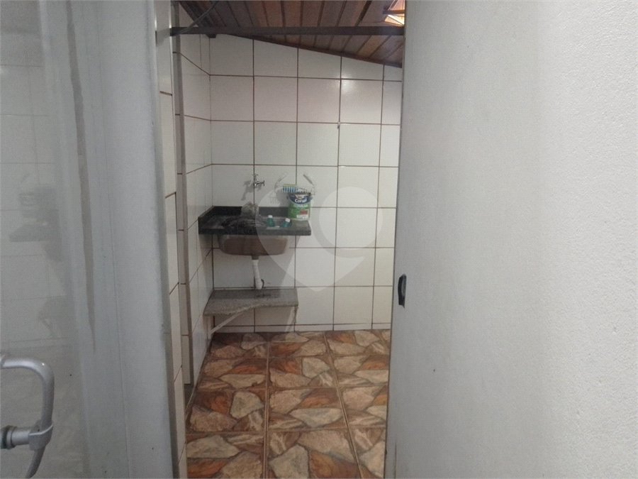 CASA À VENDA – BAIRRO SANTA FELÍCIA