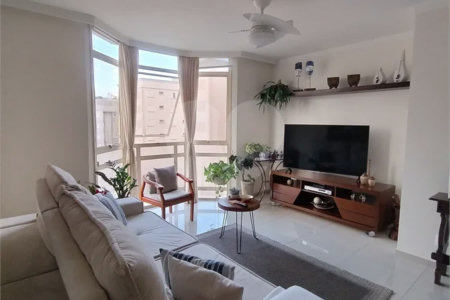 Apartamento em Atibaia com 2 dormitórios (1 suíte), 2 vagas de garagem, elevador, salão de festas, excelente localização