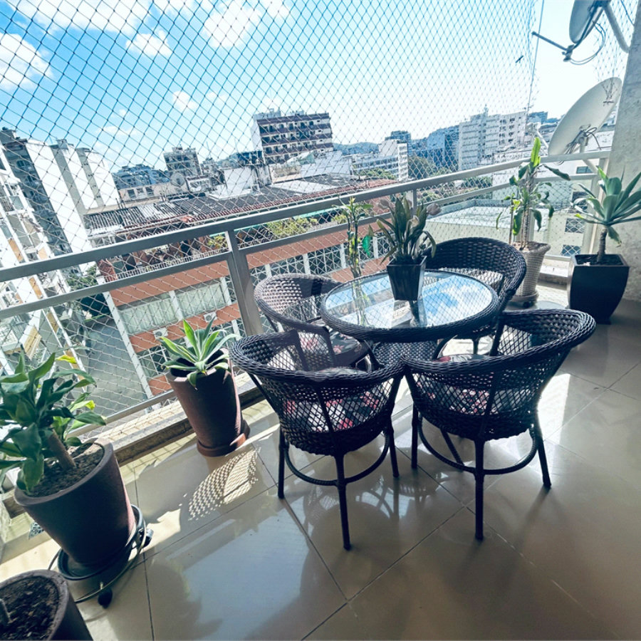 Apartamento à venda com 4 quartos, sendo 1 suíte, em Tijuca, Rio de Janeiro, RJ