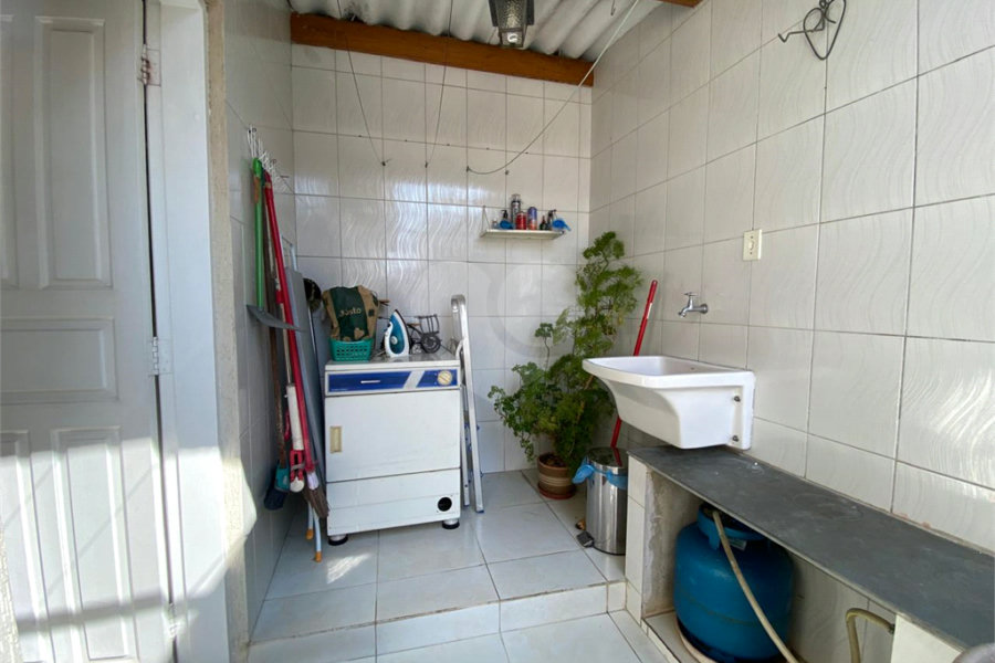 Sobrado à venda com 3 quartos, sendo 1 suíte, em Vila Ipojuca, São Paulo, SP