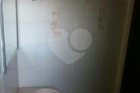 Sobrado à venda com 3 quartos, sendo 1 suíte, em Chora Menino, São Paulo, SP