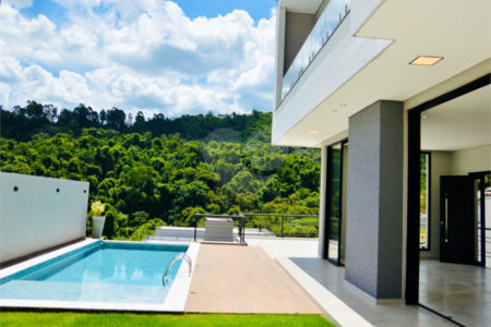 Casa à venda com 3 suítes no condomínio Quintas da Boa Vista, Atibaia - SP