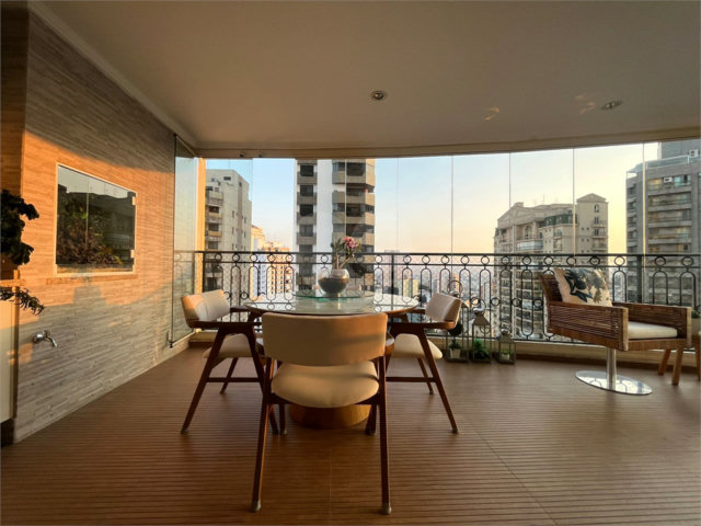 Apartamento à venda com 4 suítes em Santana, São Paulo, SP