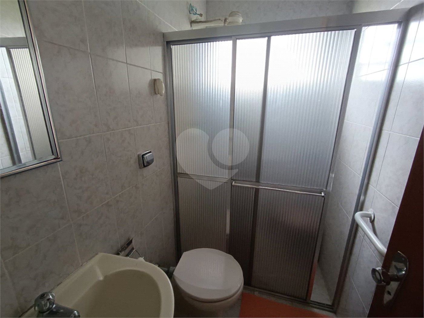 Casa à venda com 3 quartos em Vila Santa Rosália, São Roque, SP