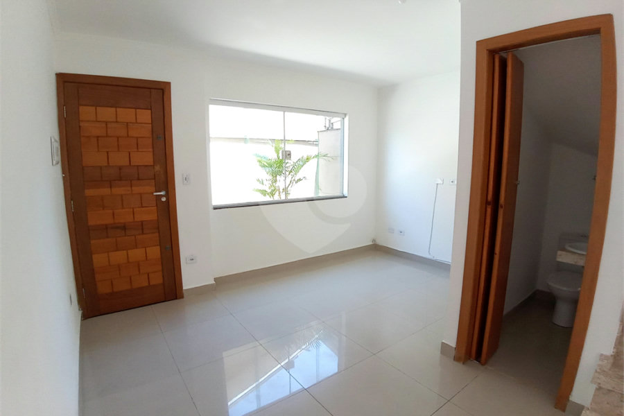 Casa à venda com 2 suítes no condomínio Residencial Vista Vila Guilherme, São Paulo - SP