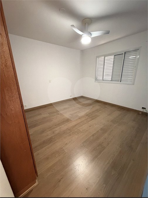 Sobrado à venda com 2 suítes em Vila Marari, São Paulo, SP
