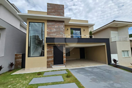 Casa à venda com 3 quartos, sendo 4 suítes, no condomínio Reserva dos Vinhedos, Louveira - SP