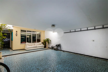 Casa à venda com 3 quartos, sendo 1 suíte, em Alto da Lapa, São Paulo, SP