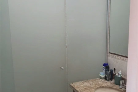 Casa à venda com 4 quartos, sendo 1 suíte, no condomínio Villas IV, São Paulo - SP