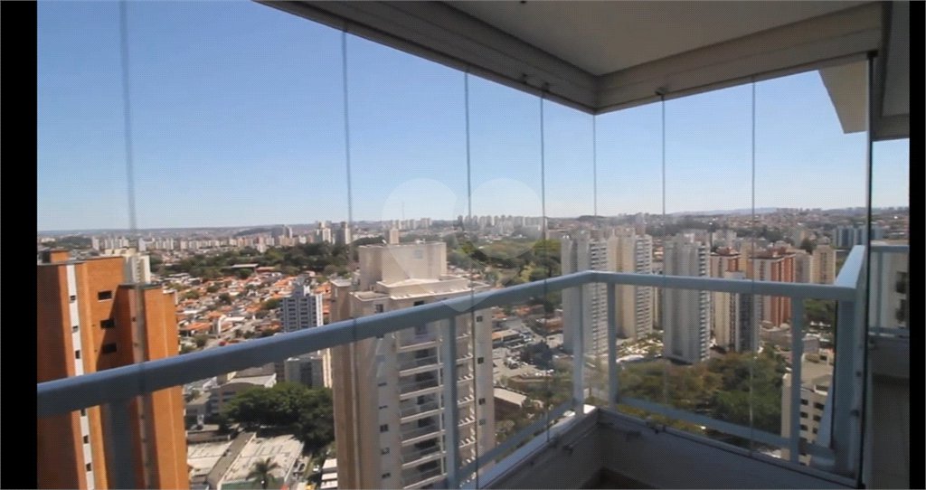 Apartamento à venda com 3 quartos, sendo 1 suíte, em Morumbi, São Paulo, SP