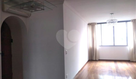 Apartamento para alugar com 3 quartos, sendo 1 suíte,  em Jardim América, São Paulo, SP