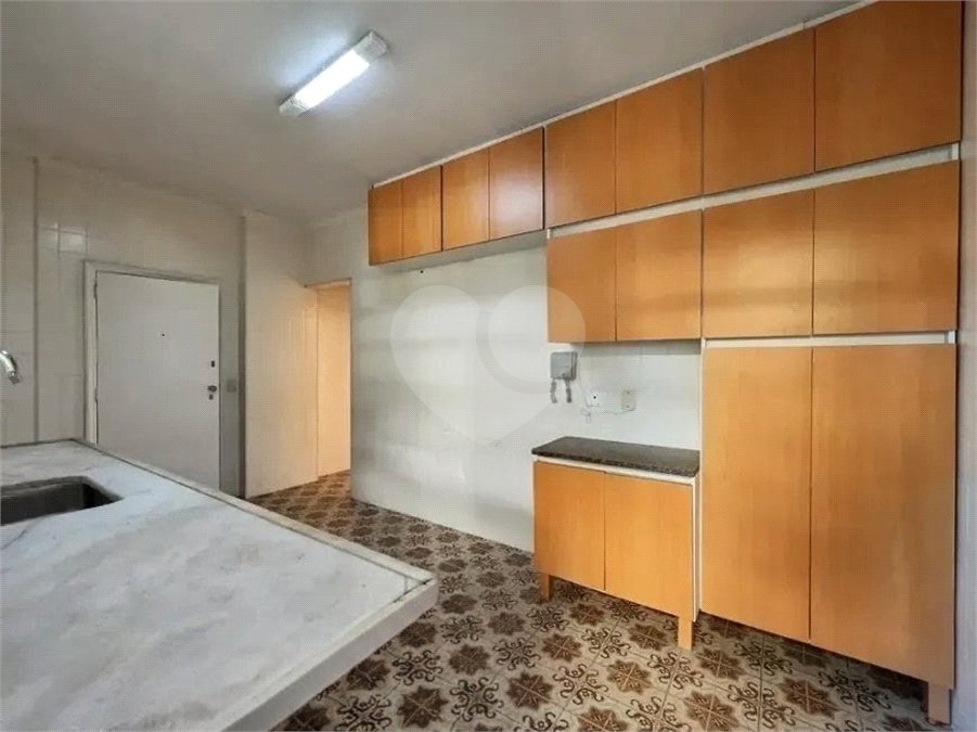 Apartamento à venda com 4 quartos, sendo 1 suíte, em Lagoa, Rio de Janeiro, RJ