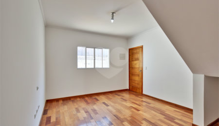 Casa à venda com 3 quartos, sendo 1 suíte, em Santo Amaro, São Paulo, SP