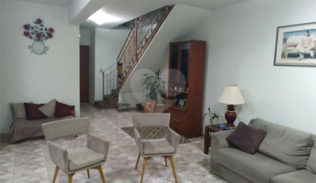 Casa de Vila à venda com 4 quartos, sendo 1 suíte, em Vila Santa Catarina, São Paulo, SP