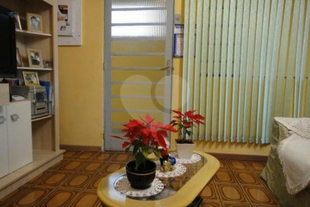 Casa à venda com 3 quartos, sendo 2 suítes, em Jardim Taboão, São Paulo, SP