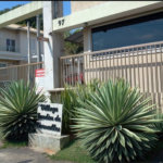 Casa à venda com 3 quartos, sendo 1 suíte, no condomínio Village Jardim Versailles, Jundiaí - SP