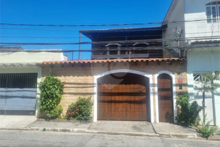 Casa à venda com 4 quartos, sendo 1 suíte, em Jardim Lídia, São Paulo, SP