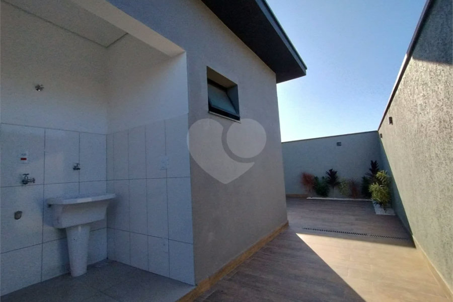 Casa em Condomínio à Venda em Piracicaba/SP.