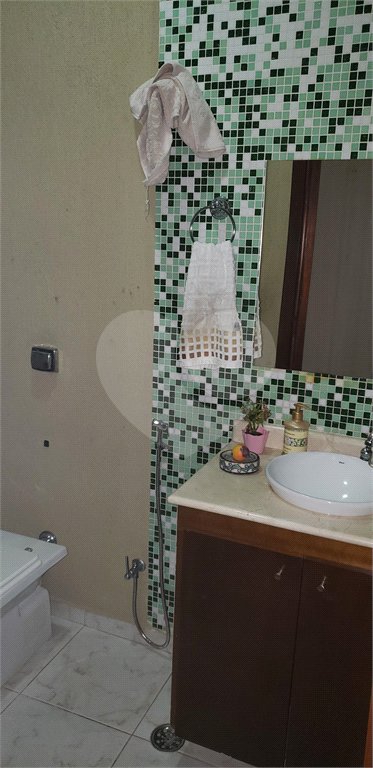 Casa à venda com 3 quartos, sendo 1 suíte, no condomínio Alpes da Cantareira, Mairiporã - SP