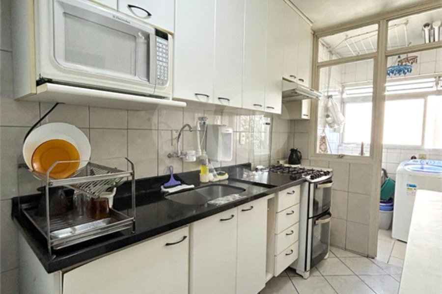 Apartamento à venda com 4 quartos, sendo 1 suíte,  em Paraíso, São Paulo, SP