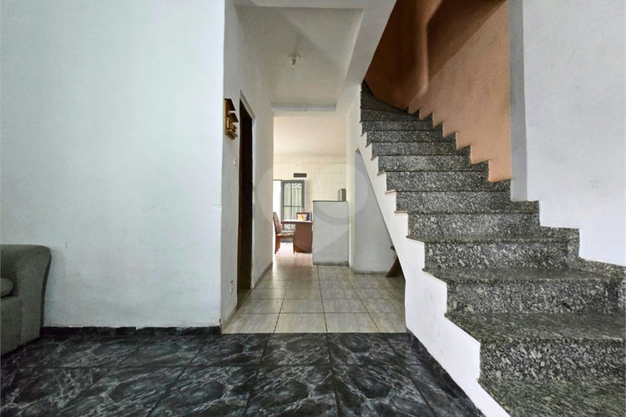 Sobrado à venda com 3 quartos, sendo 1 suíte, em Vila Sabrina, São Paulo, SP