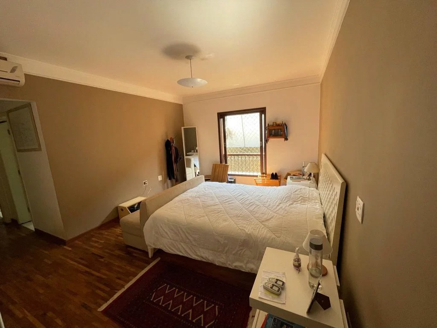 Casa à venda com 4 quartos, sendo 1 suíte,  em Vila Morumbi, São Paulo, SP