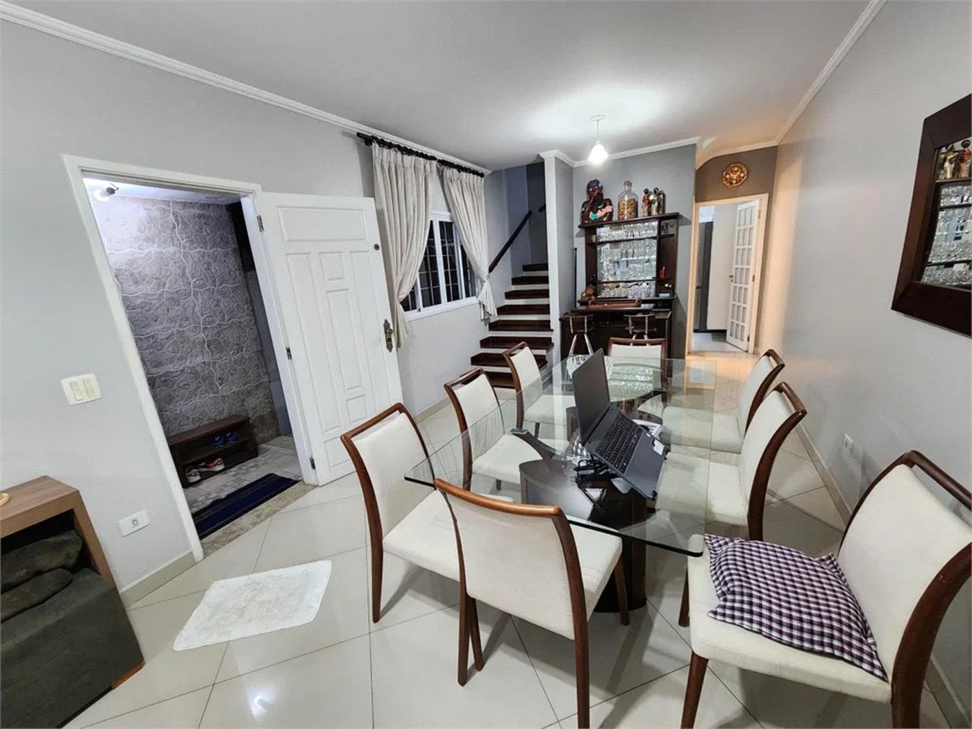 Sobrado à venda com 3 quartos, sendo 1 suíte,  em Jardim Ana Maria, São Paulo, SP