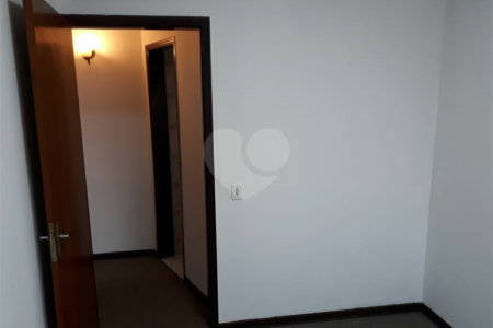 Apartamento à venda com 2 quartos em Vila Regente Feijó, São Paulo, SP