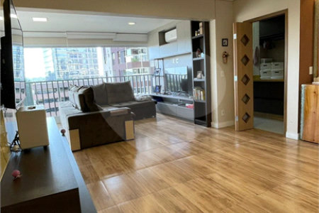 Apartamento à venda com 4 quartos, sendo 2 suítes, em Pinheiros, São Paulo, SP