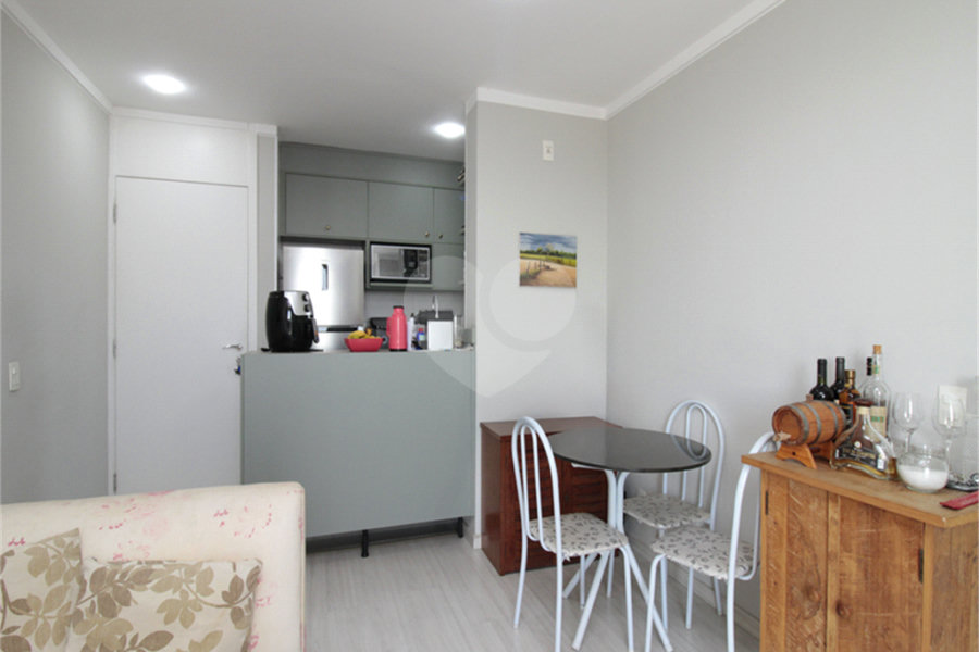 Apartamento à venda com 3 quartos, sendo 1 suíte,  em Jardim Brasil (zona Norte), São Paulo, SP