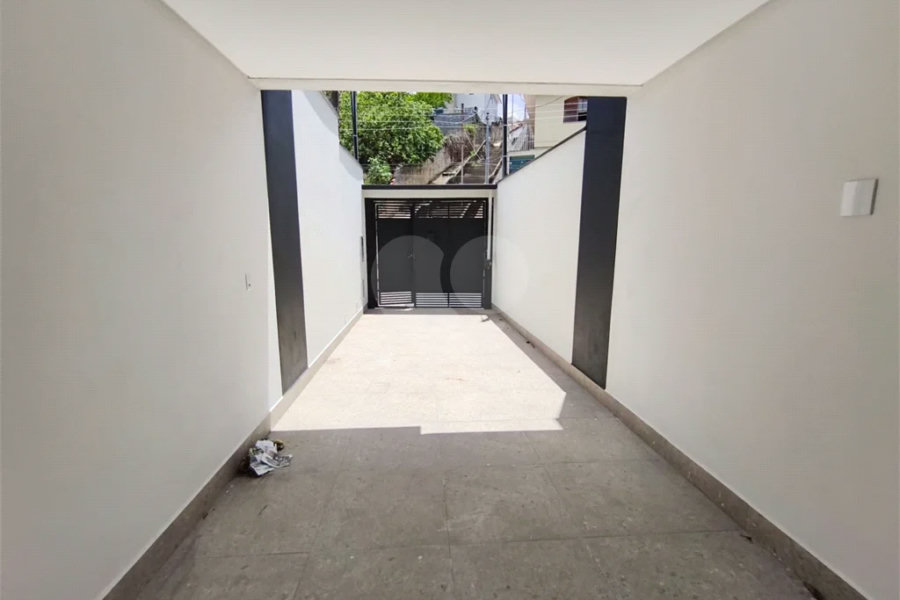 Sobrado à venda com 3 suítes em Parada Inglesa, São Paulo, SP