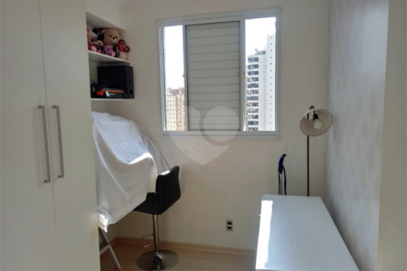 Apartamento à venda com 3 quartos, sendo 1 suíte,  em Vila Praia, São Paulo, SP