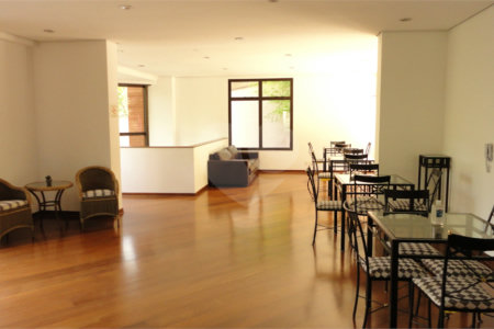 Apartamento à venda com 3 quartos, sendo 1 suíte, em Vila Andrade, São Paulo, SP