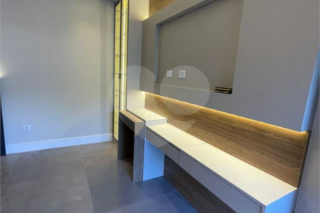 Casa à venda com 3 suítes no condomínio Residencial Granville, Atibaia - SP
