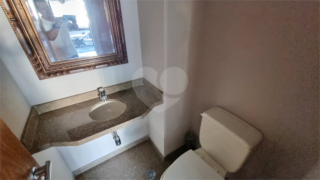 Apartamento à venda ou para alugar com 3 quartos, sendo 1 suíte,  em Vila Pompéia, São Paulo, SP