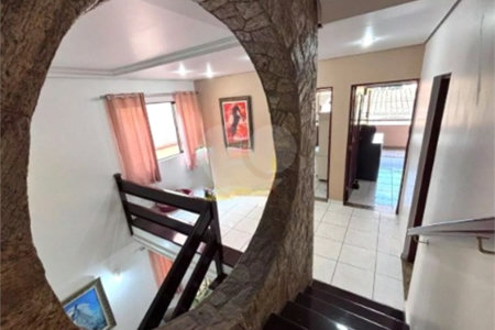 Sobrado à venda ou para alugar com 3 quartos, sendo 1 suíte,  em Jardim Maria Helena, Guarulhos, SP