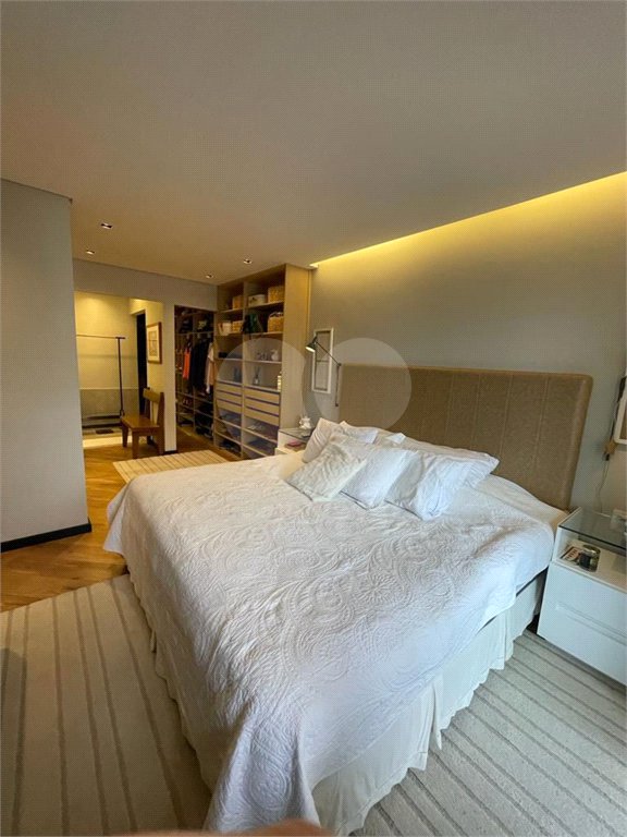 Apartamento à venda com 4 quartos, sendo 3 suítes,  em Ipiranga, São Paulo, SP