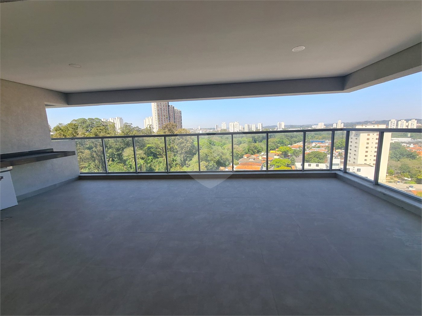 Apartamento à venda com 3 suítes em Jardim Marajoara, São Paulo, SP