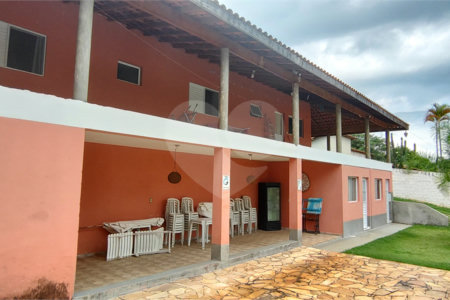 Chácara à venda com 3 quartos, sendo 1 suíte, em Chácaras Reunidas Ipê, Itu, SP