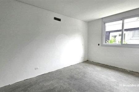 Casa à venda com 4 suítes no condomínio Vila Arese, São Paulo - SP
